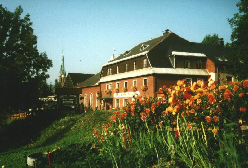 Gasthof-Pension Rotes Haus Oberwiesenthal Exteriér fotografie