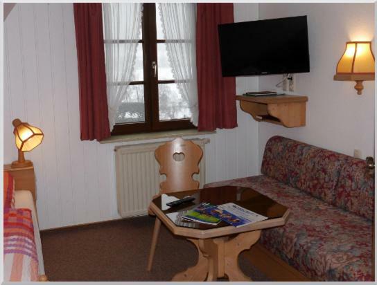 Gasthof-Pension Rotes Haus Oberwiesenthal Exteriér fotografie